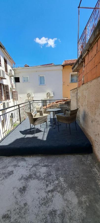 Santoria Casa Hotel Копер Екстериор снимка